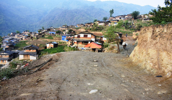 पहिरोले लघु जलविद्युत परियोजनाको विद्युत गृह बगायो