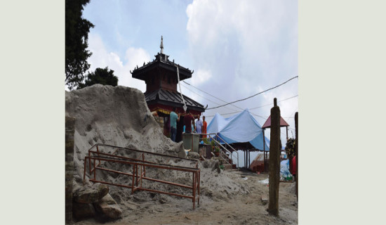 खाँडादेवीमा संरचना निर्माण हुँदै