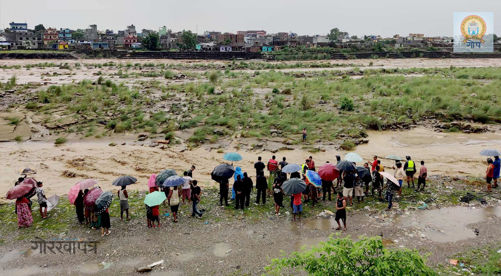 बुटवलको तिनाउ र दानव नदीमा फसेका दुई जनाको उद्धार