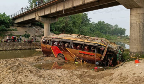 रुपन्देही बस दुर्घटनामा परेका आठ मृतकको सनाखत