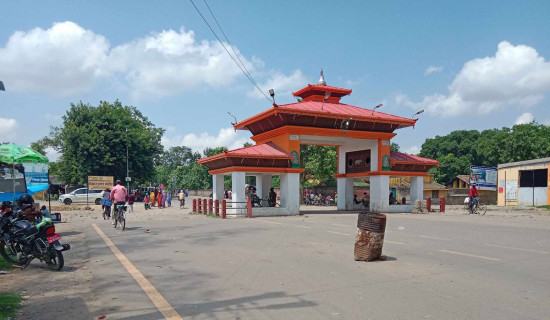 नेपालगञ्ज नाकाबाट इन्धन आयात घट्यो