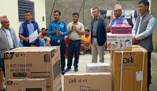 अर्घाखाँची कारागारलाई दैनिक उपभोग्य सामग्री हस्तान्तरण