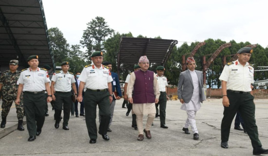 सेनाको हवाई सेवालाई अझै सेवामुखी बनाउनुस् : उपप्रधानमन्त्री खड्का