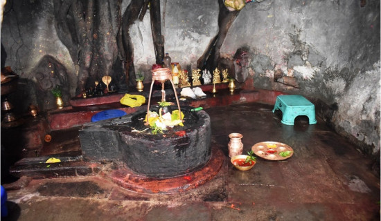 चार सय वर्ष पुरानो ऐतिहासिक शिवालय मन्दिर (फोटो फिचर)