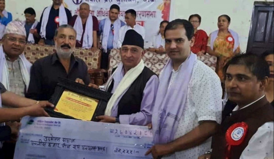 वरिष्ठ पत्रकार दाहाललाई ‘सुशील कोइराला राष्ट्रिय पत्रकारिता सम्मान’ प्रदान