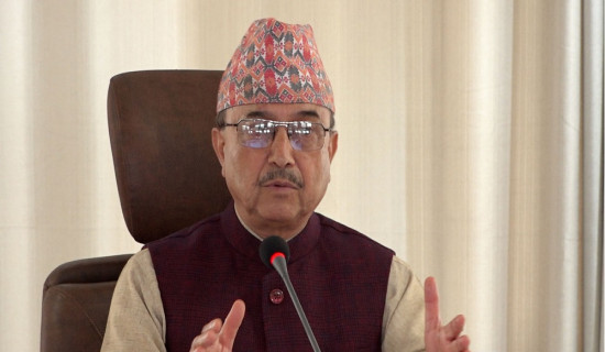 सङ्घीय निजामती सेवा ऐन ठूलो आर्थिक भार पर्नेगरी आउँदैनः उपप्रधानमन्त्री खड्का