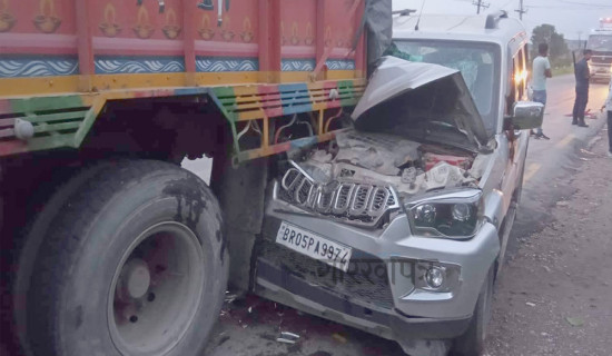 भारतीय गाडी दुर्घटना हुँदा पाँच जना घाइते