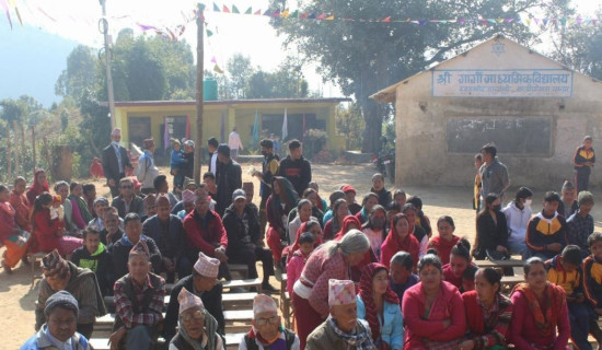 शिक्षकको तलब हिनामिना भएको आरोप