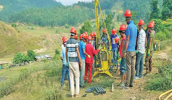 स्थानीयले लिएनन् मुआब्जा,पेट्रोलियम अन्वेषणमा ढिलाइ