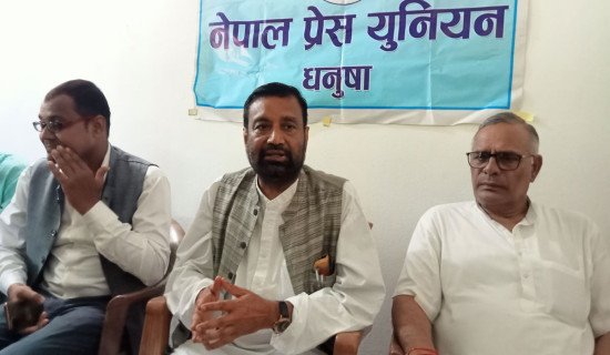 कांग्रेस नेता निधिद्वारा प्रदेश विकासमा आपसी खिचातानी नगर्न आग्रह