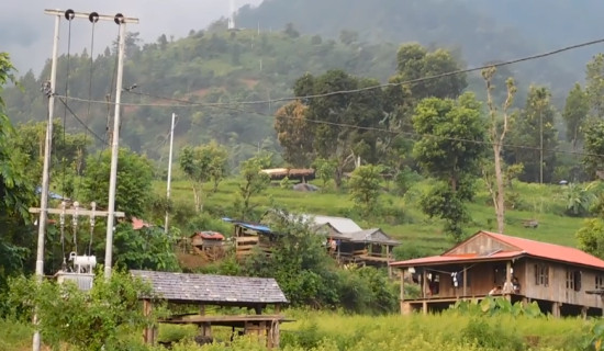 मरिणमा दुईसय ९० घर बिजुलीले झिलिमिली