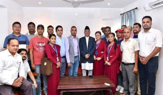 चिकित्सकले सुरक्षितरुपमा काम गर्न पाउनुपर्छ : अध्यक्ष ओली