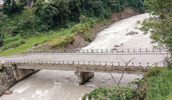 पक्की पुल बनेपछि यातायात सहज