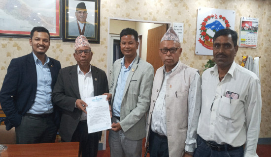 किसानका समस्याबारे रास्वपाले बुझायो ध्यानाकर्षण पत्र