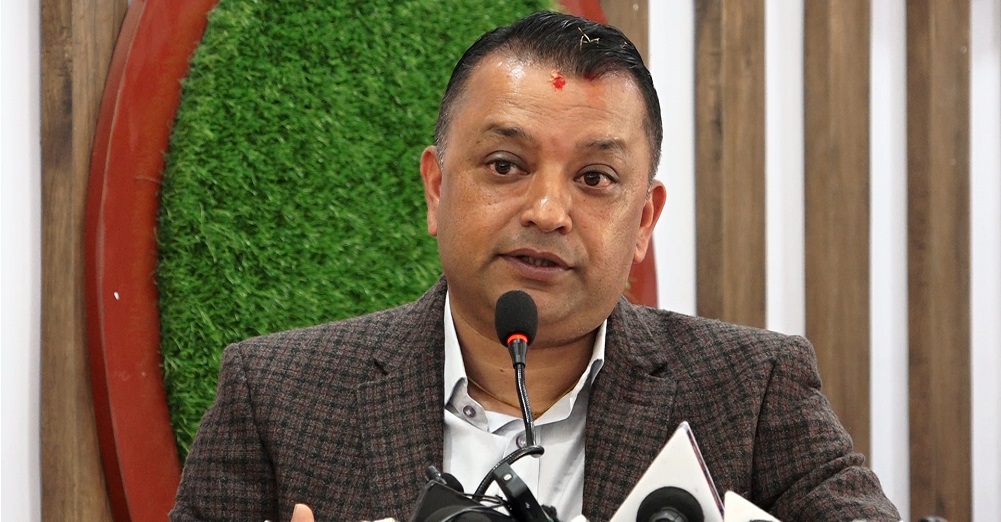 कानुनी छिद्रबाट आममाफी दिने काम बन्द गरियोस् : नेता थापा
