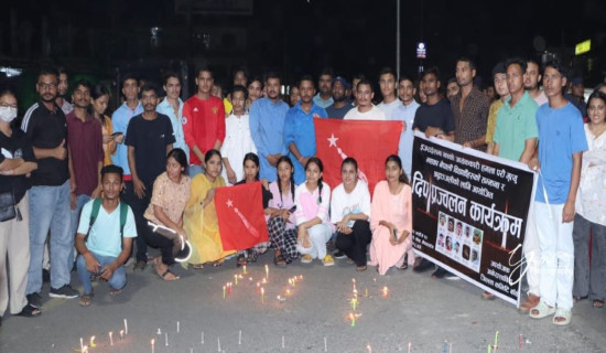 ज्यान गुमाएका विद्यार्थीको स्मरणमा दीप प्रज्ज्वलन