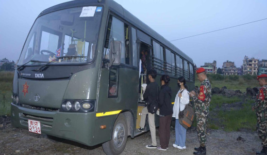 सेना र सशस्त्रका कर्मचारीलाई यातायात सुविधा