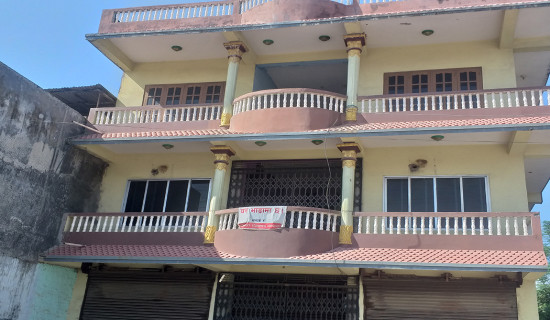नवलपुरमा व्यापार व्यवसायी पलायन बढ्दो