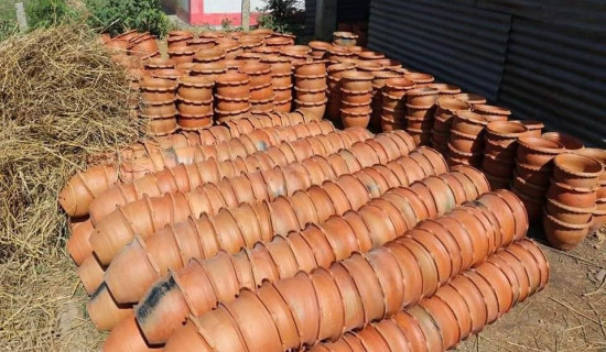 माटोका सामग्री बजारीकरणमा पालिकाको सहयोग