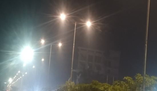 स्ट्रीट लाइटले नेपालगन्ज झलमल्ल