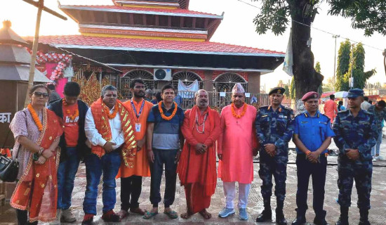 गृह सचिवद्वारा छिन्नमस्तामा पूजाअर्चना