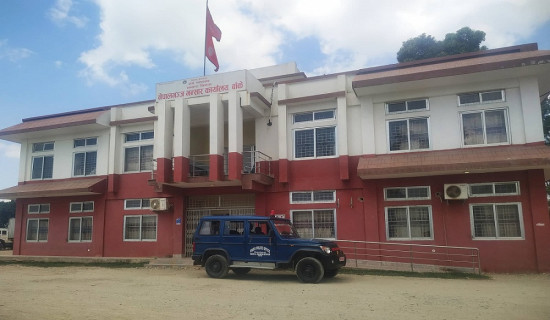 नेपालगन्जबाट तीन महिनामा सात करोड बढीको प्लाईउड भारत निकासी