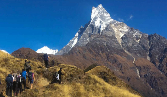 मर्दी पदयात्रामा पर्यटकको घुइँचो