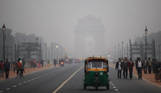 प्रदूषण बढेपछि नयाँ दिल्लीमा सवारी साधनमाथि रोक लगाइने