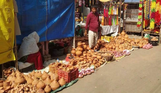 माटोका भाँडाको बिक्री घट्दा कसगर समुदाय चिन्तित