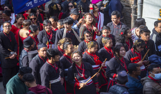 उत्सवका साथ मनाइयो नेपाल संवत् ११४४ (फोटो फिचर)