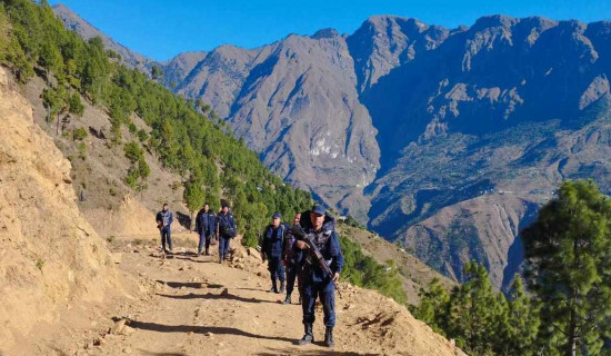 सुरक्षाका लागि चाडपर्वलक्षित प्रहरी गस्ती