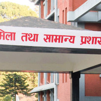 कमाउन गएको छोरो सम्पर्कविहीन