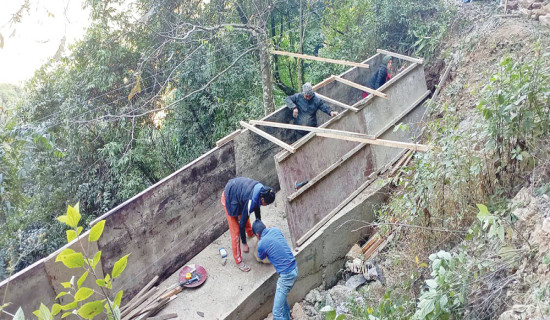 सतुङ्गल सडक एक महिना बन्द