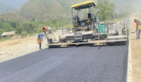 यातायात आवागमनलाई सहज बनाउन कालोपत्रे