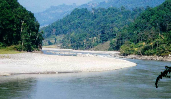 अरुण नदीको पानी पुगेपछि स्थानीयवासी खुसी