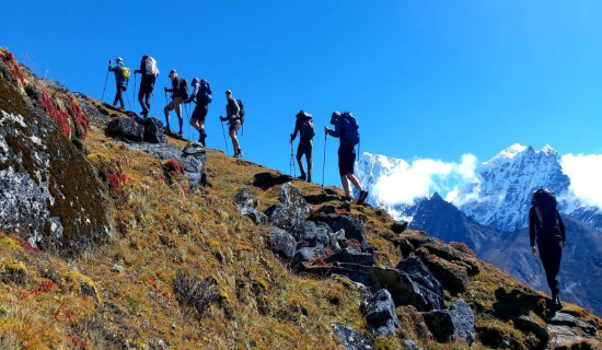 नब्बे हजार विदेशी पर्यटकद्वारा मुस्ताङ भ्रमण