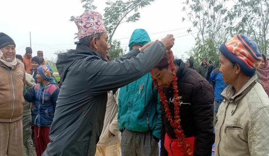 थारु गाउँमा भलमन्सा (बरघर) चयन गर्ने काम सुरु