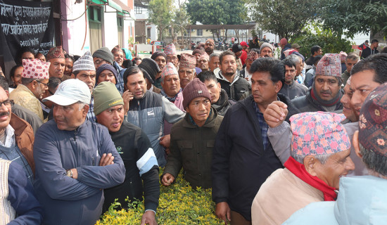 अनुदान नपाउँदा किसान आन्दोलित