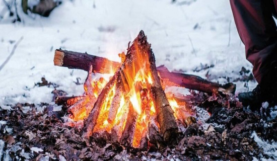 आगो तापेर रात काट्दै भूकम्पपीडित