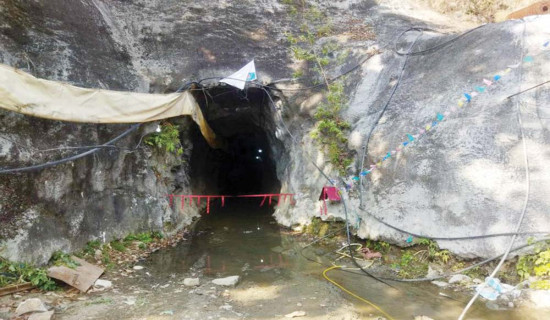 तेह्र वर्षदेखि अलपत्र जलविद्युत् आयोजनाको काम सुचारु