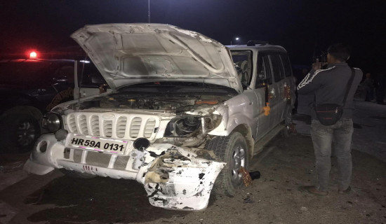सर्लाहीमा भारतीय गाडी  ठोक्किँदा दुई जनाको मृत्यु