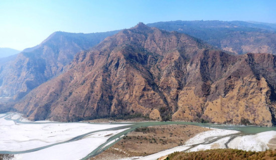 पर्यटकका पर्खाइमा तमोर नदी क्षेत्र