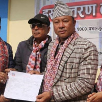 नेपाल समृद्ध बनाउन एकल सरकार चाहिन्छ : अध्यक्ष ओली