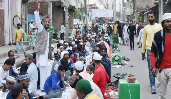 तीन हजार बढी मुस्लिमद्वारा सामूहिक रोजा इफ्तार