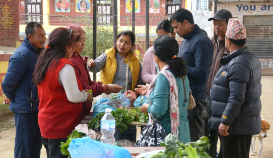 बनेपामा शुक्रबारे हाटबजार