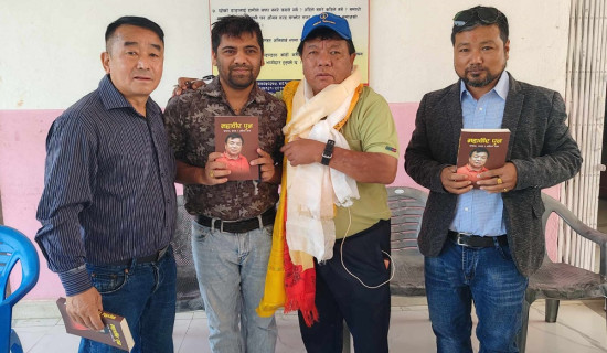 डा.महावीर पुनको ८० हजार थान पुस्तक बिक्री