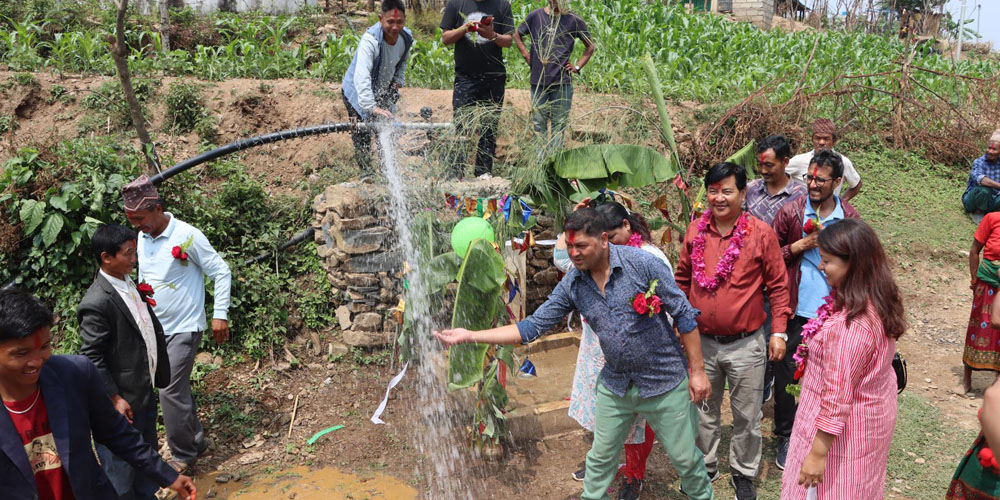 इच्छाकामनाको चेपाङ बस्तीमा ‘एक घर, एक धारा’