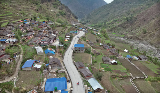 धुलाम्मे सडक भए कालोपत्रे