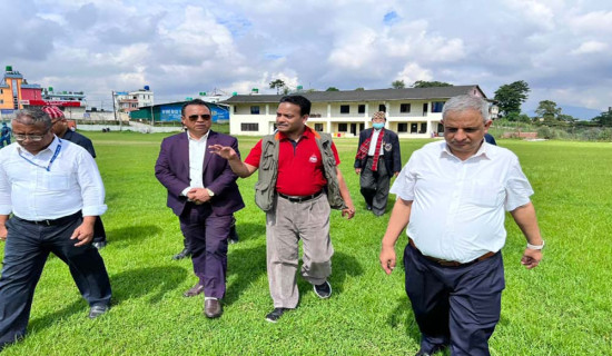मन्त्री अथकद्वारा मुलपानी क्रिकेट मैदानको अनुगमन