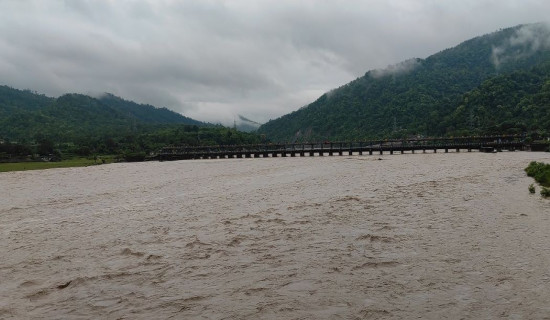 उपत्यकामा वर्षा हुँदा बागमतीमा बाढी